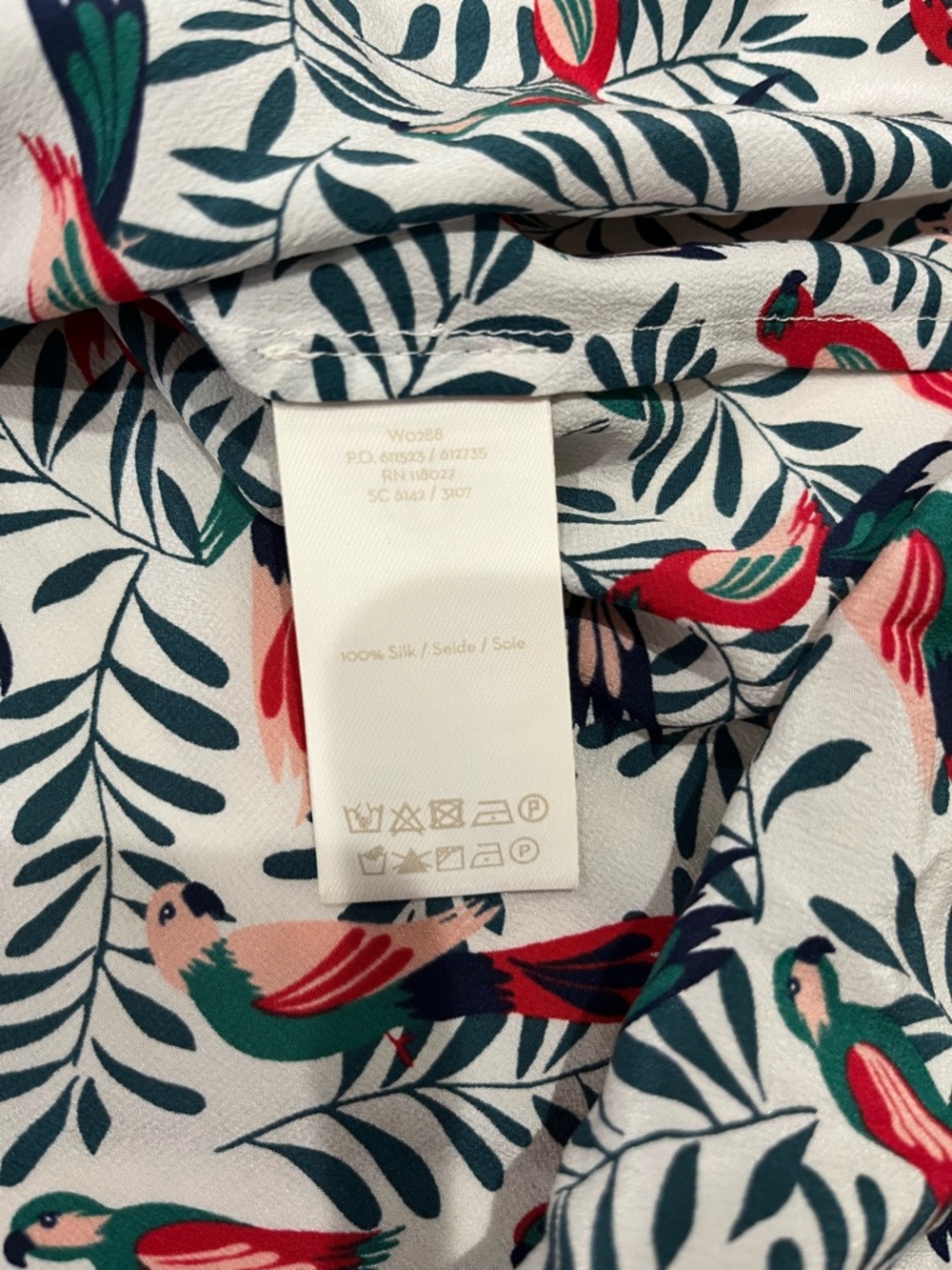 Boden Tabitha 100% Silk White Blouse with Red & Green Bird Print - Picture 13 of 16
